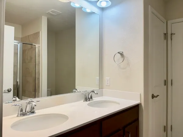 $2,600 | 509 Rockport Street, Georgetown, TX 78633