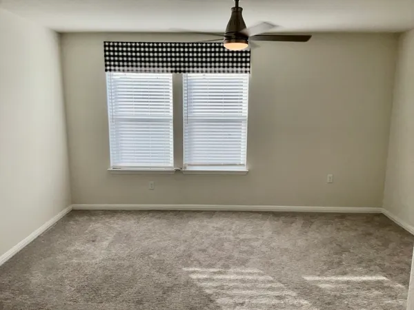 $2,600 | 509 Rockport Street, Georgetown, TX 78633