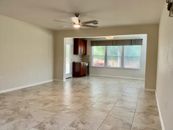 $2,600 | 509 Rockport Street, Georgetown, TX 78633