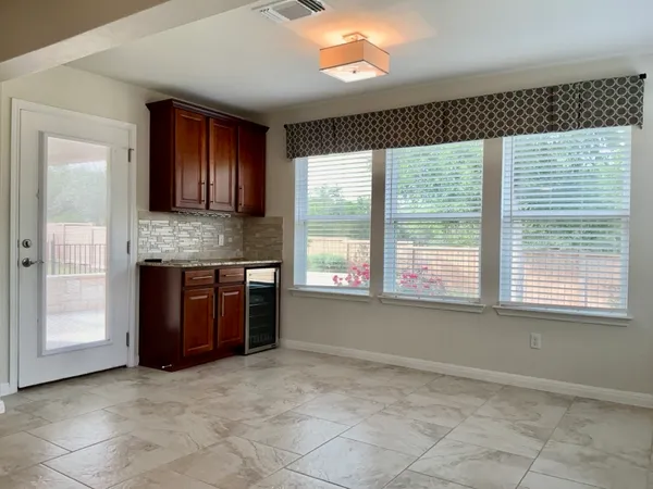 $2,600 | 509 Rockport Street, Georgetown, TX 78633