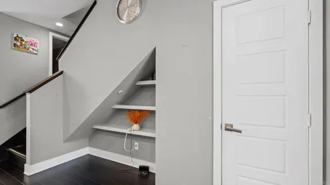 $875,000 | 7810 Inception Way, San Diego, CA 92108