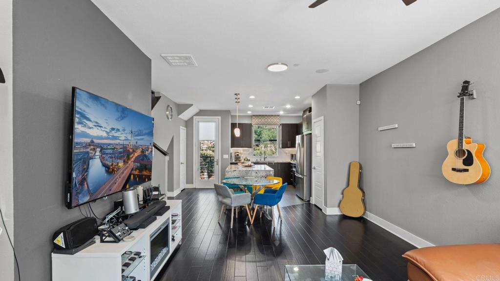 7810 Inception Way San Diego, CA 92108 - Photo 3 of 39