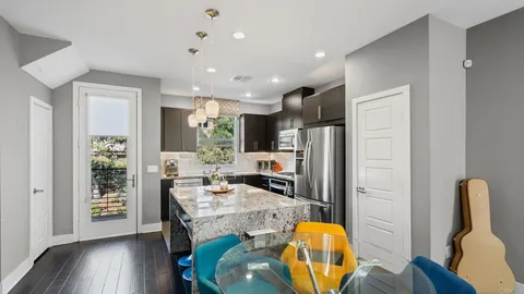 $875,000 | 7810 Inception Way, San Diego, CA 92108