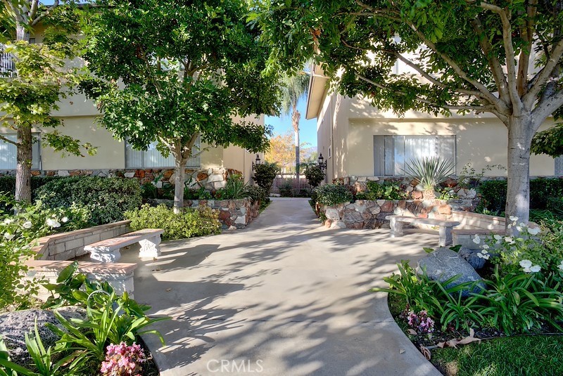 1119 West Duarte Road, Unit 4 Arcadia, CA 91007 - Photo 2 of 8
