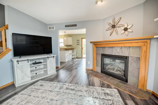 $550,000 | 1241 Velvet Leaf Drive, Madison, WI 53719