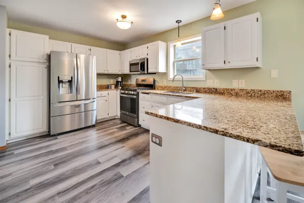 $550,000 | 1241 Velvet Leaf Drive, Madison, WI 53719