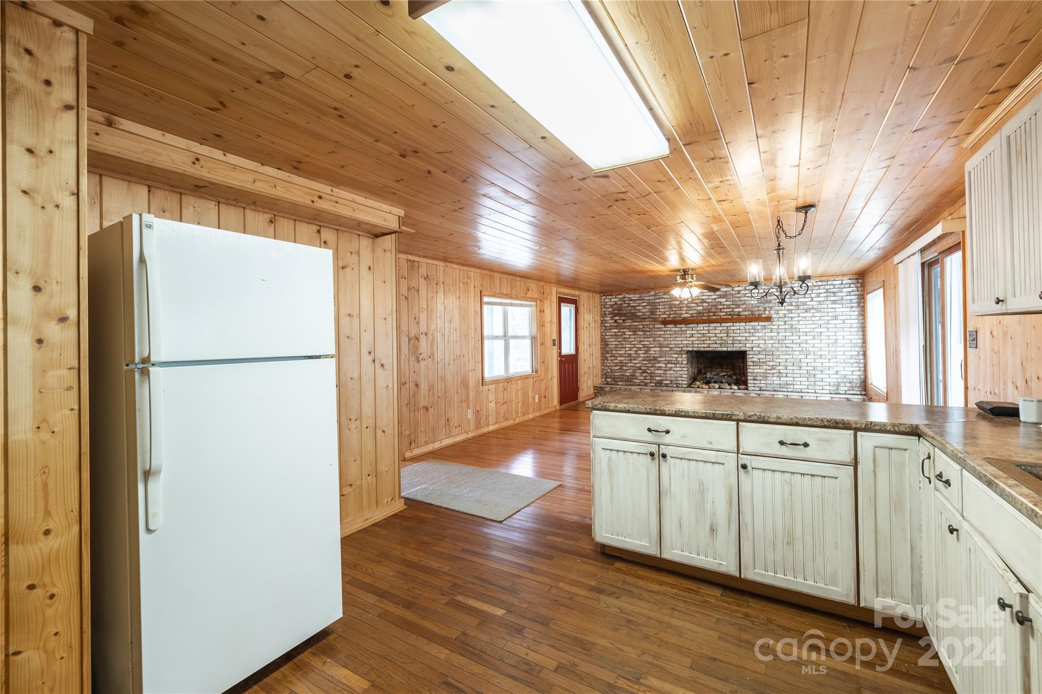46 Peggy Ridge Road Balsam Grove, NC 28708 - Photo 14 of 44 Gallery Image 14