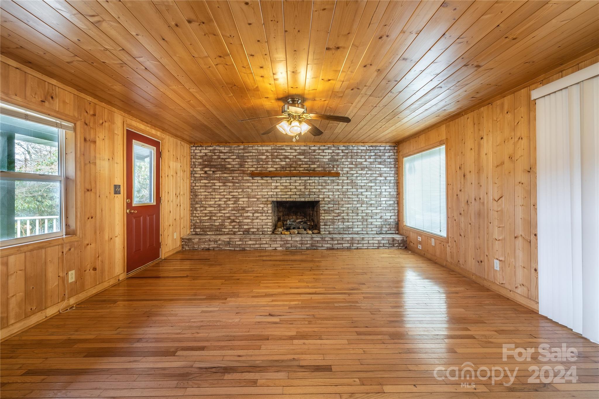 46 Peggy Ridge Road Balsam Grove, NC 28708 - Photo 7 of 44 Gallery Image 7