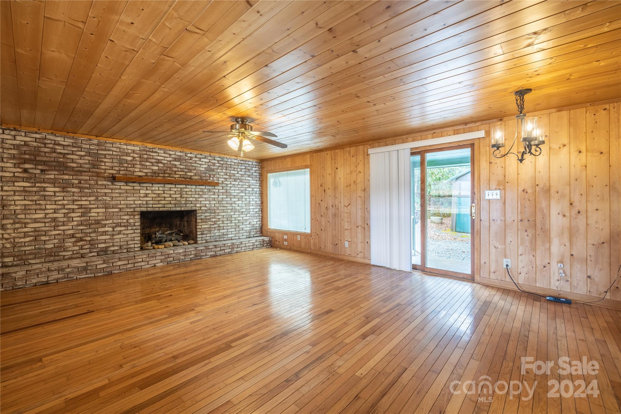 46 Peggy Ridge Road Balsam Grove, NC 28708 - Photo 8 of 44 Gallery Image 8