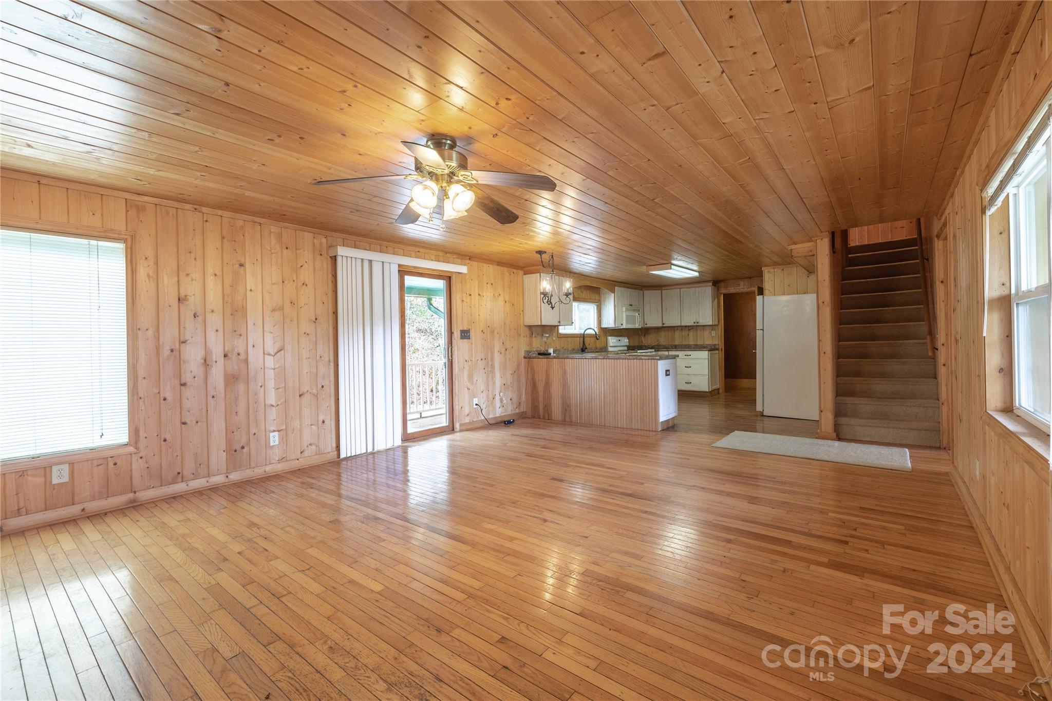 46 Peggy Ridge Road Balsam Grove, NC 28708 - Photo 9 of 44 Gallery Image 9