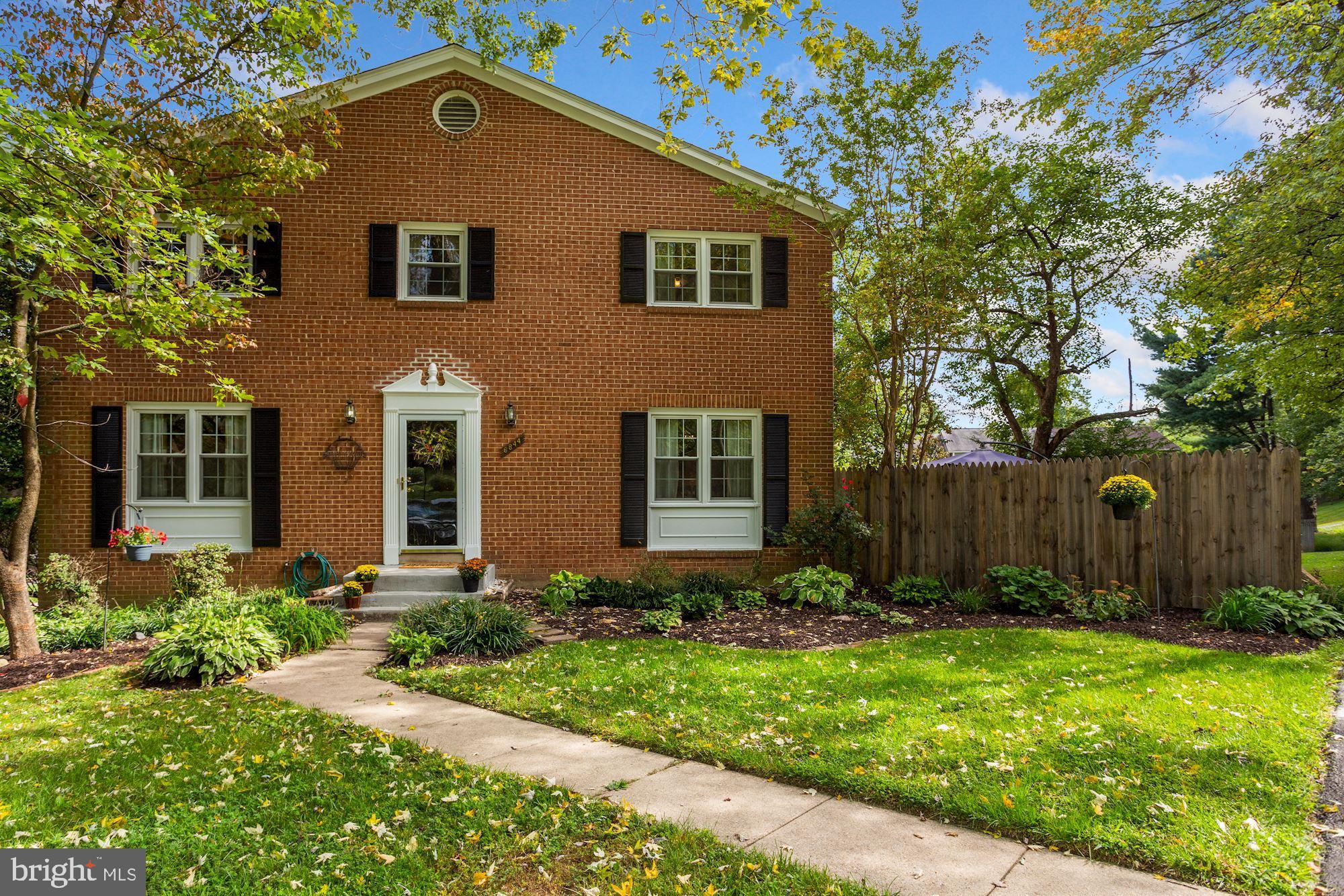 6844 Brian Michael Court Springfield, VA 22153 - Photo 2 of 42 Beautiful end unit in Townes of Orange Hunt