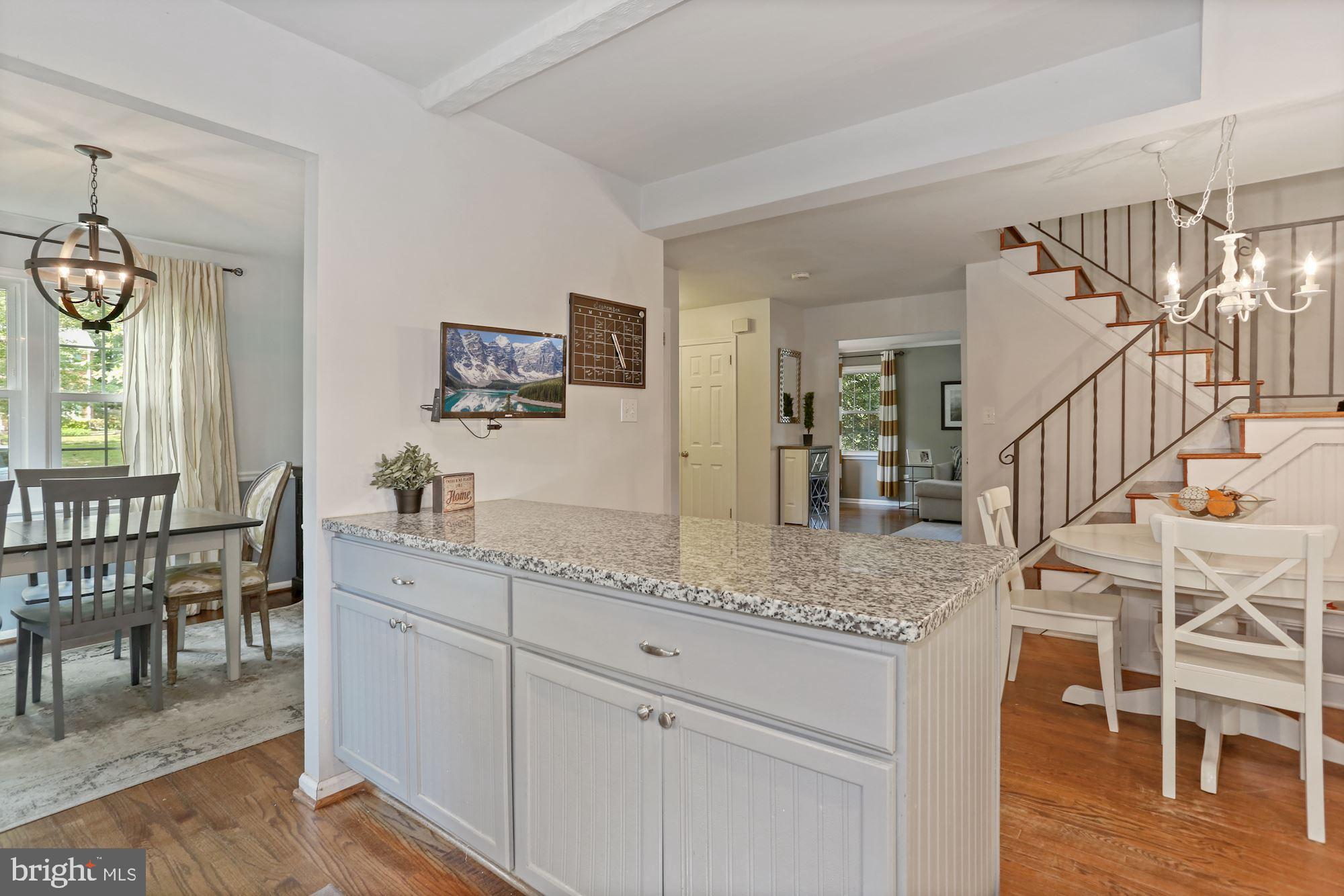 6844 Brian Michael Court Springfield, VA 22153 - Photo 13 of 42 Open concept from kitchen into eat-in area