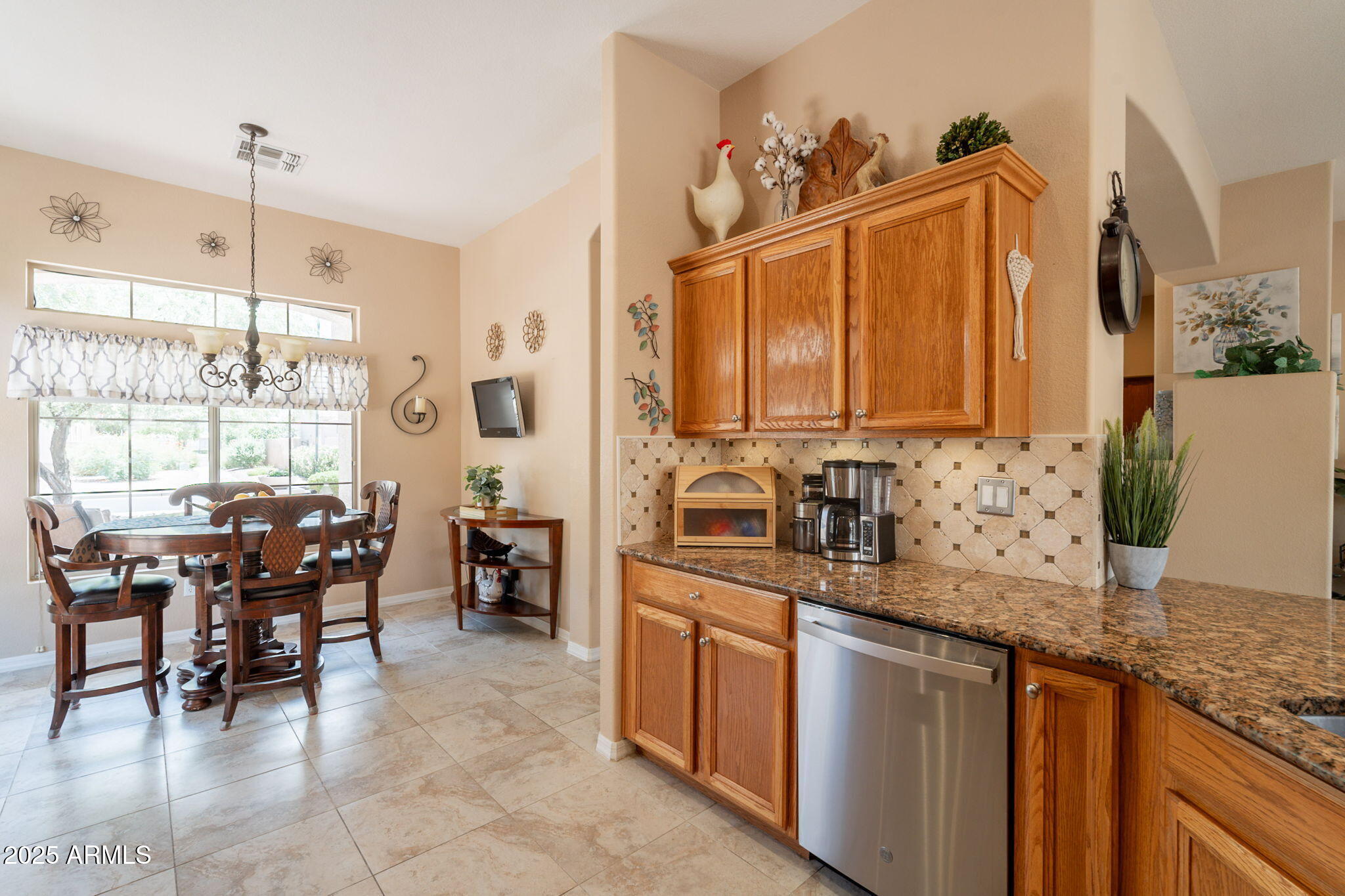 4508 East Walnut Road Gilbert, AZ 85298 - Photo 16 of 44 15-web-or-mls-Walnut-15