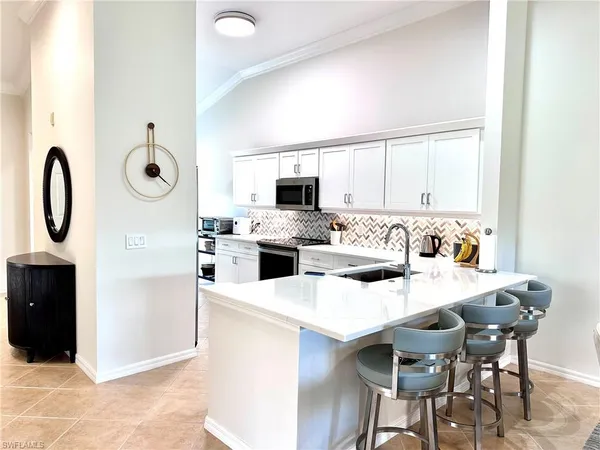 $375,000 | 11081 Corsia Trieste Way, Unit 206, Bonita Springs, FL 34135