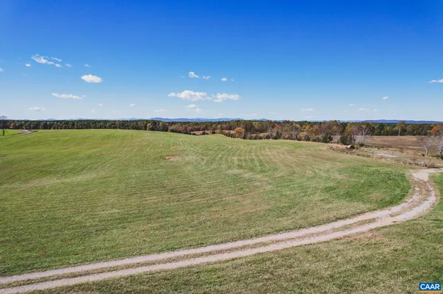 a view of an outdoor space and a yard