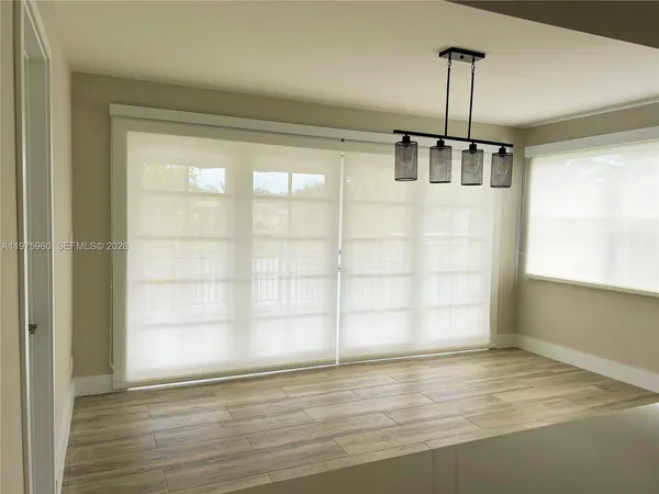 $3,950 | 5032 Southwest 94th Avenue, Cooper City, FL 33328