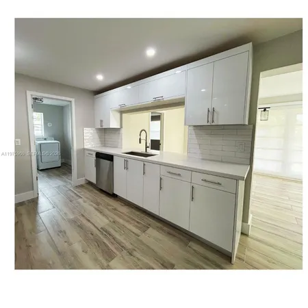 $3,950 | 5032 Southwest 94th Avenue, Cooper City, FL 33328