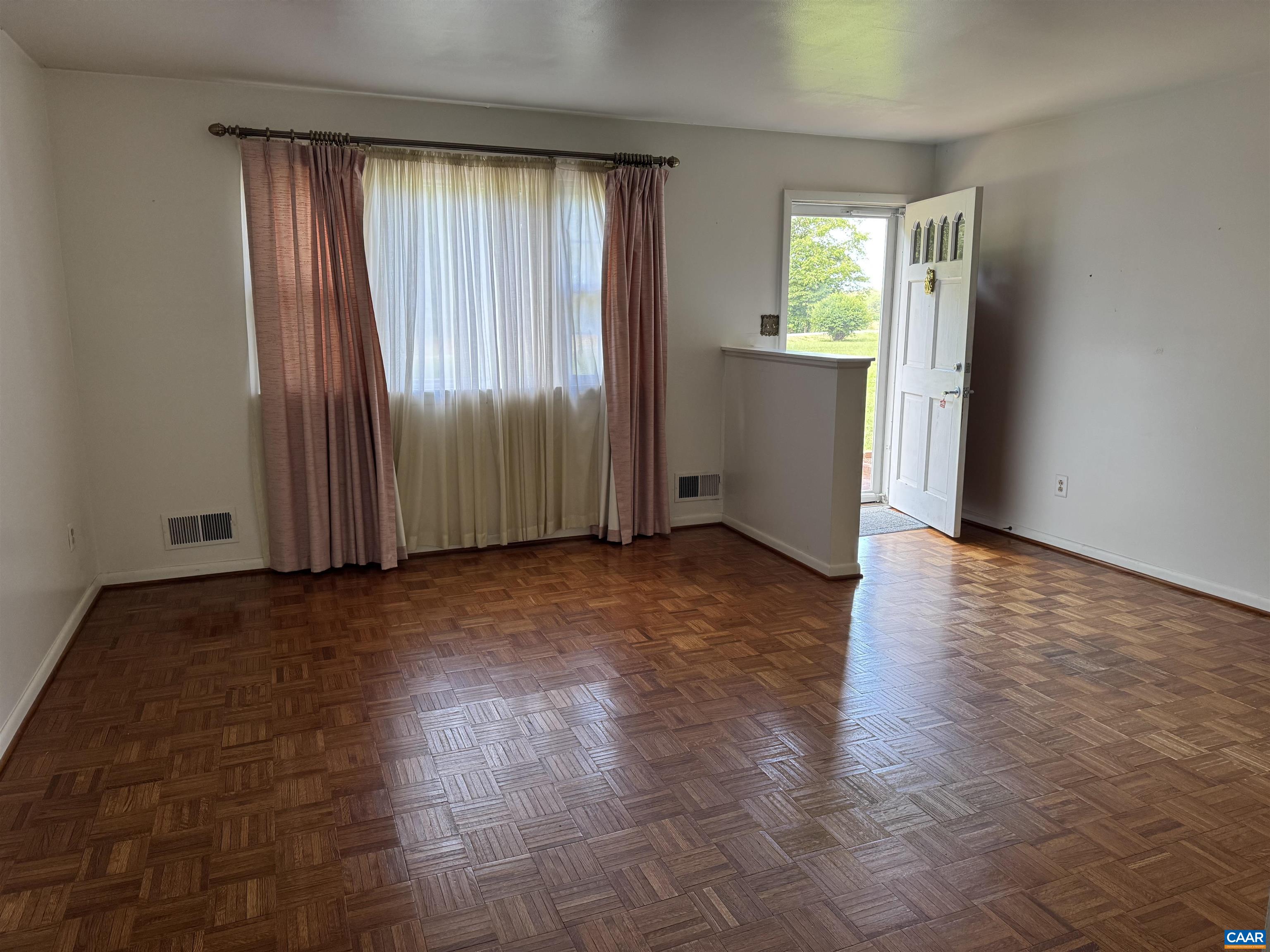 1828 Rising Sun Road Palmyra, VA 22963 - Photo 3 of 17