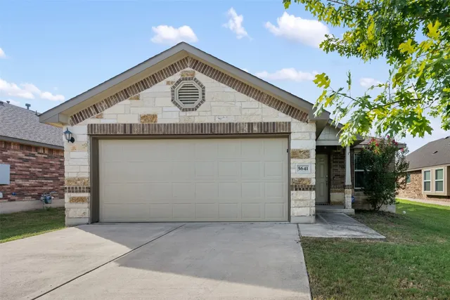 $1,800 | 5641 Sacco Street, Round Rock, TX 78665