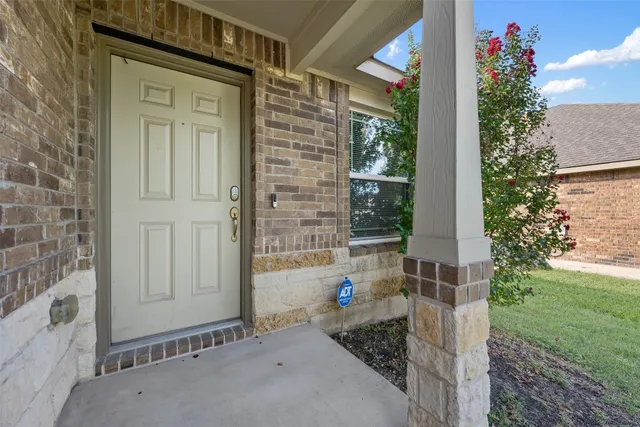 $1,800 | 5641 Sacco Street, Round Rock, TX 78665