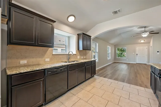 $1,800 | 5641 Sacco Street, Round Rock, TX 78665