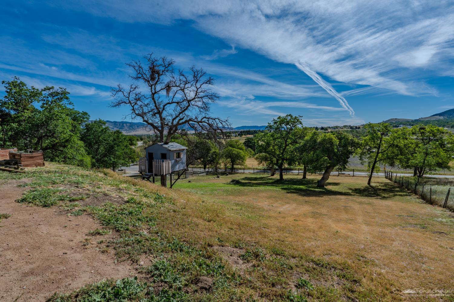 20381 Old Town Road Tehachapi, CA 93561 - Photo 50 of 55 Gallery Image 50