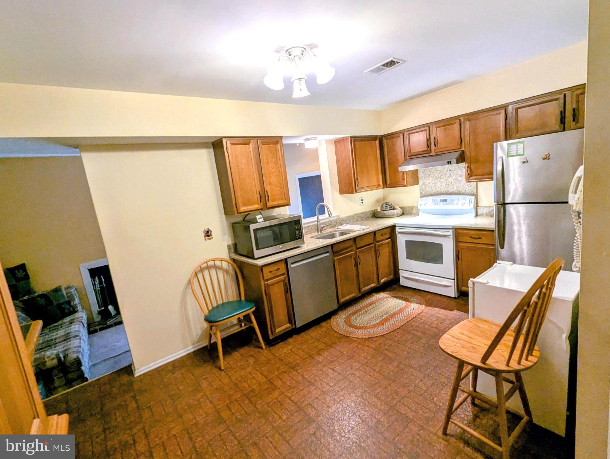 36 Markel Road Malvern, PA 19355 - Photo 5 of 21 Kitchen view to family room