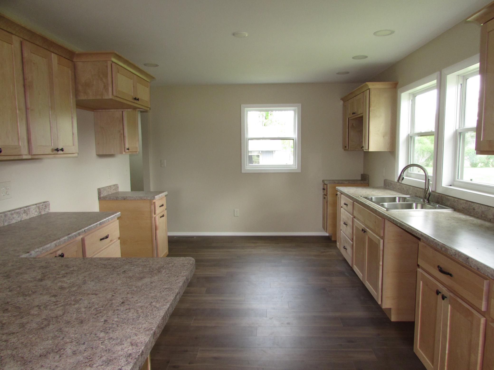 402 West Main Street Ceylon, MN 56121 - Photo 2 of 13
