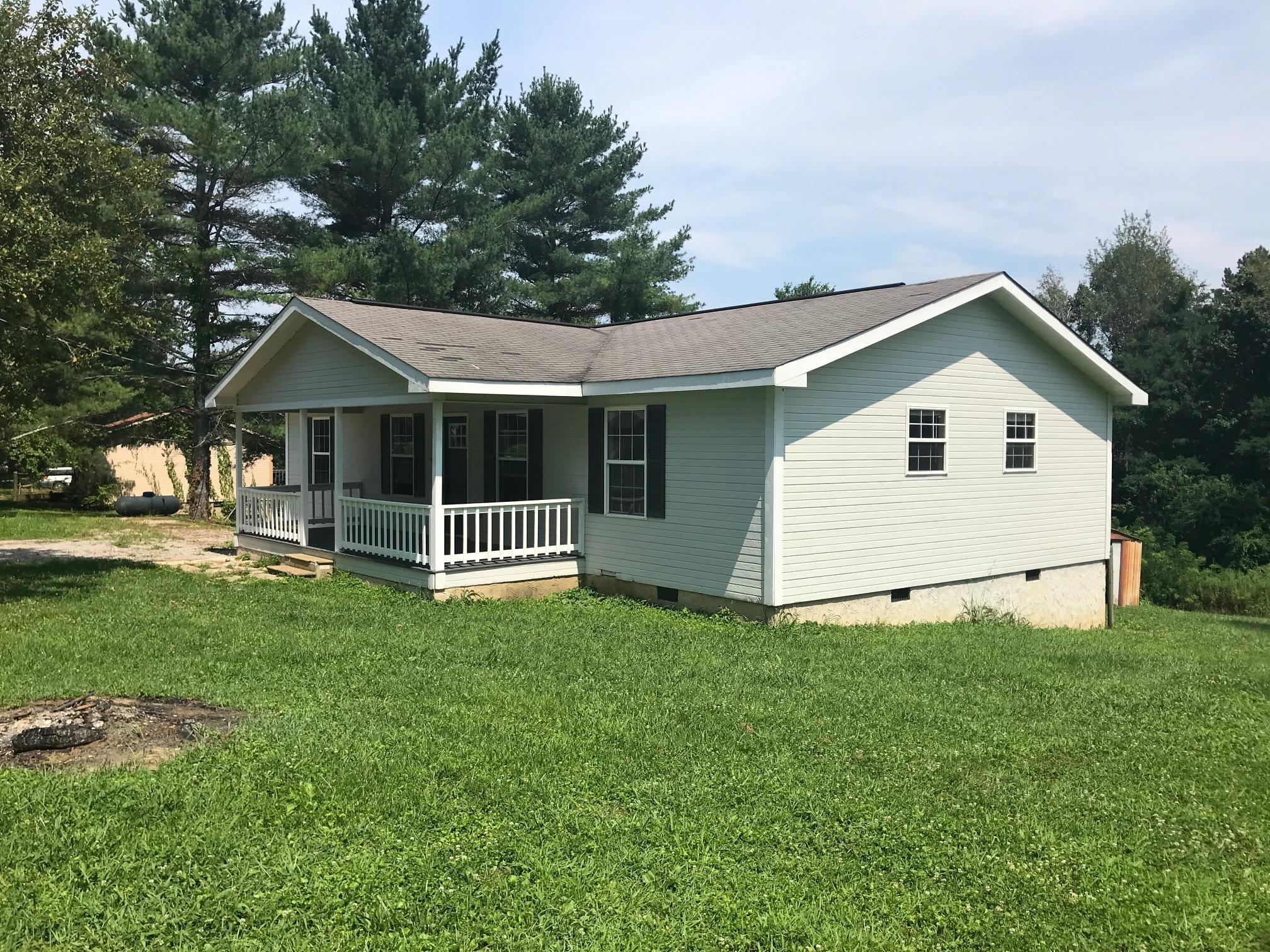 271 Cross Road Dunlap, TN 37327 - Photo 3 of 19 Cross 12