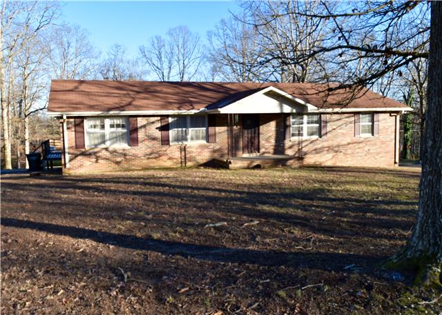 118 Robert Porter Road Dickson, TN 37055 - Photo 1 of 9 All brick ranch located in an established Dickson neighborhood on a .90 acre lot.