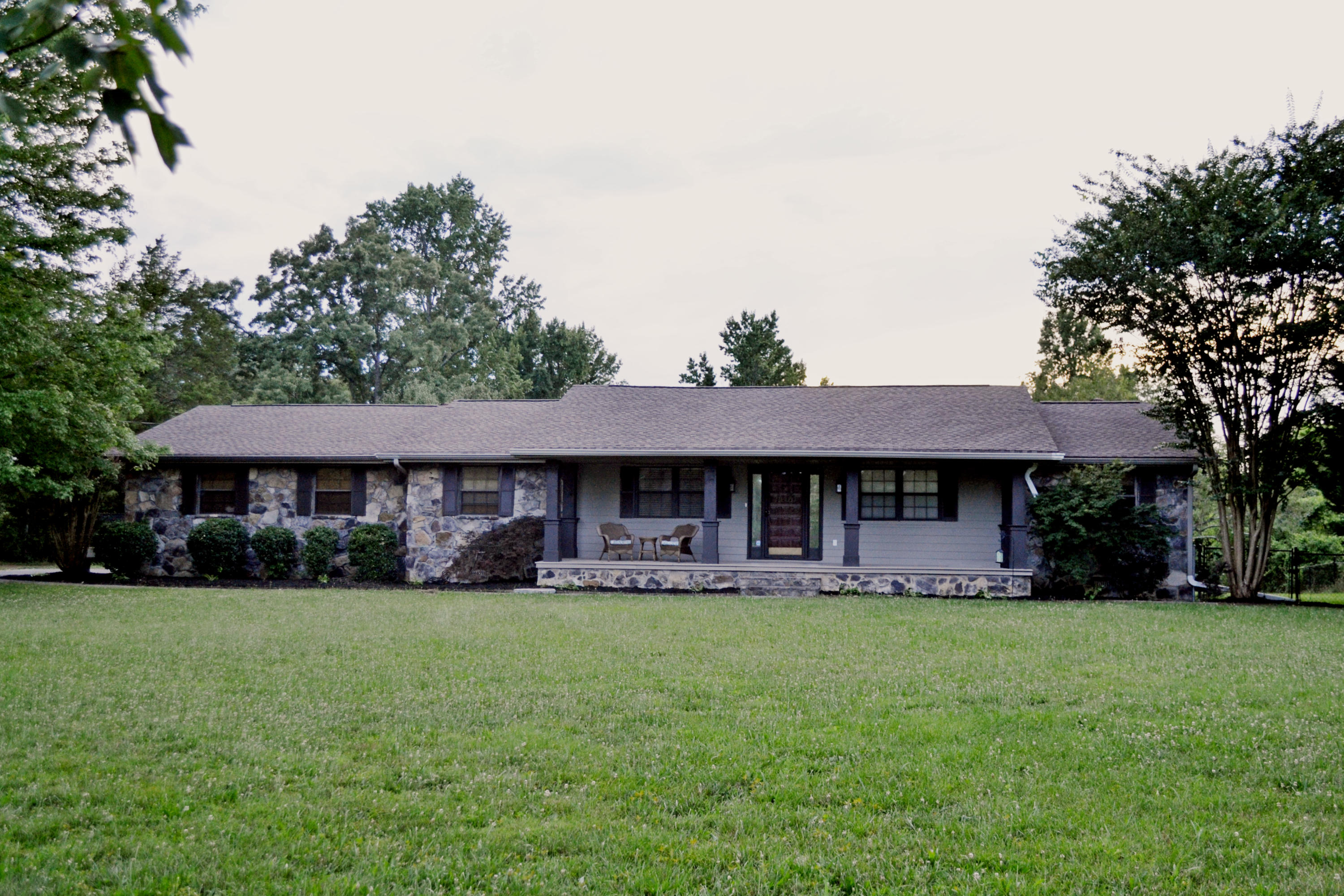 2001 Jenkins Road Chattanooga, TN 37421 - Photo 1 of 28 Front Yard 1