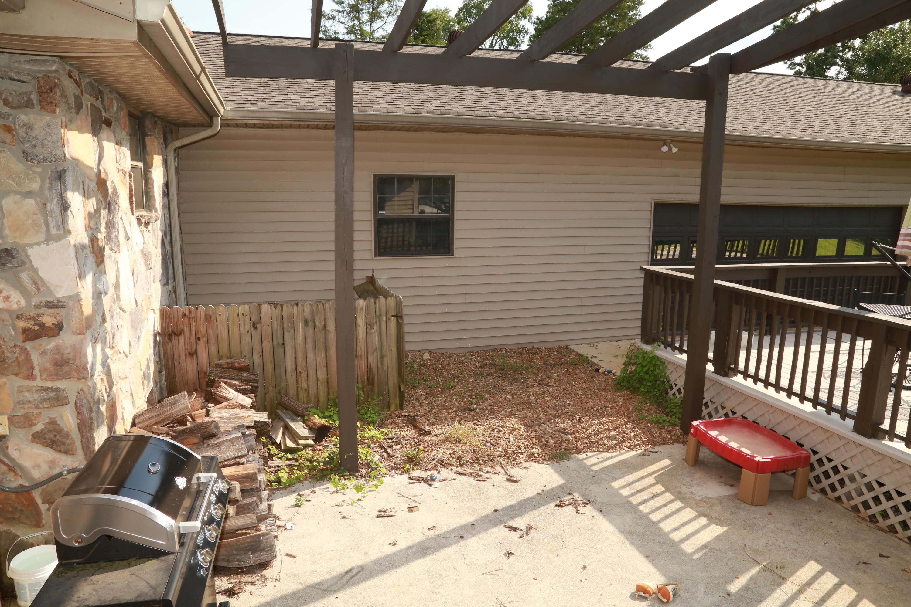 2001 Jenkins Road Chattanooga, TN 37421 - Photo 6 of 28 Porch 1