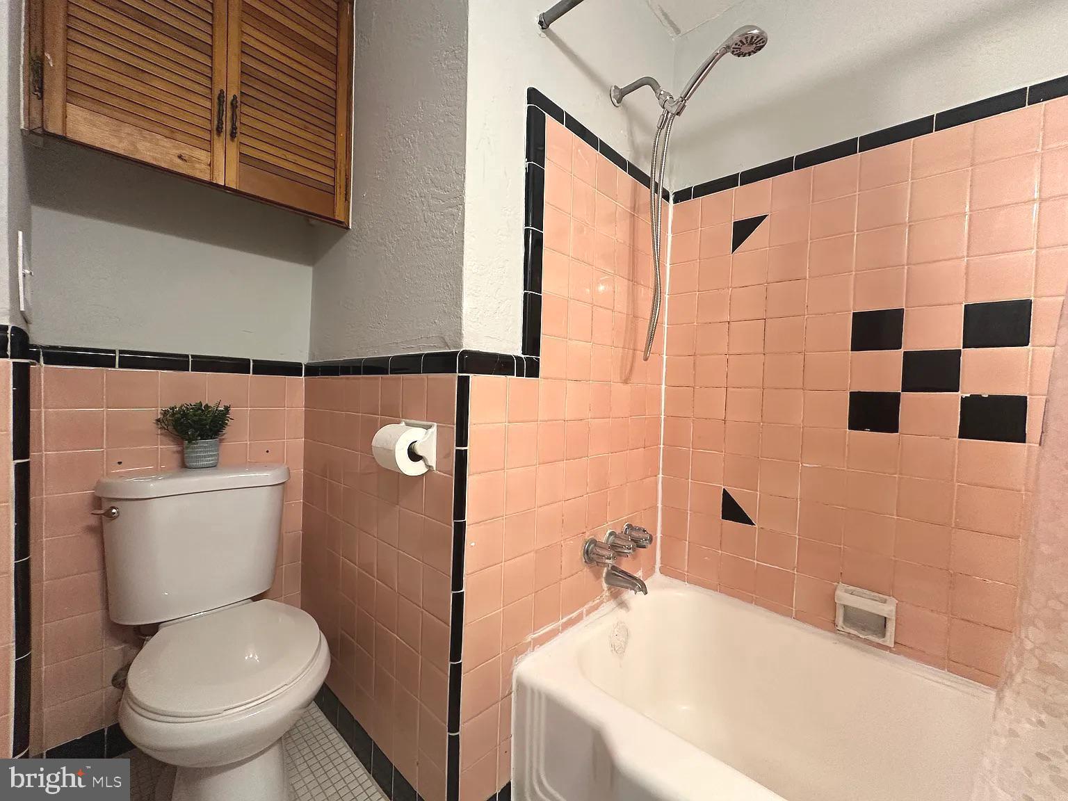 5703 Charles Street Philadelphia, PA 19135 - Photo 11 of 20