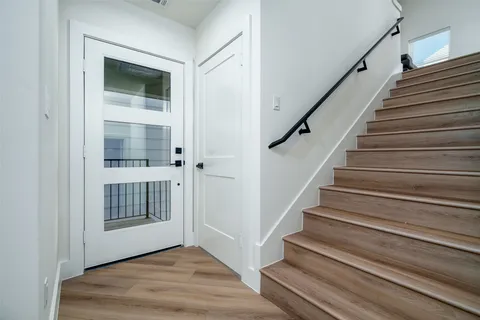 $2,800 | 112 Tolima Dove Street, Houston, TX 77022