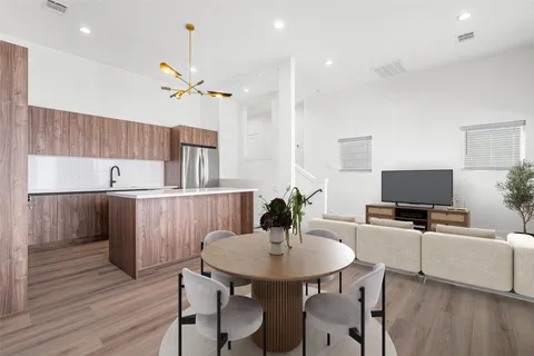 $2,800 | 112 Tolima Dove Street, Houston, TX 77022