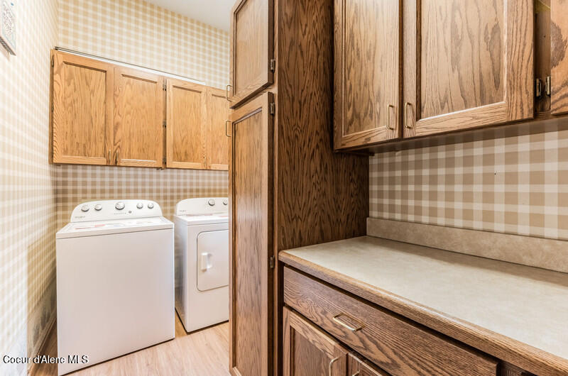 3574 East Tobler Road, Unit C12 Hayden, ID 83835 - Photo 31 of 45 Laundry room