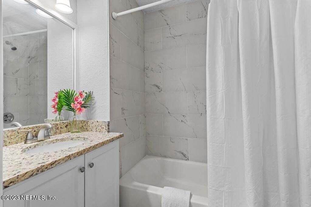 9977 Sibbald Road Jacksonville, FL 32208 - Photo 20 of 25 master shower