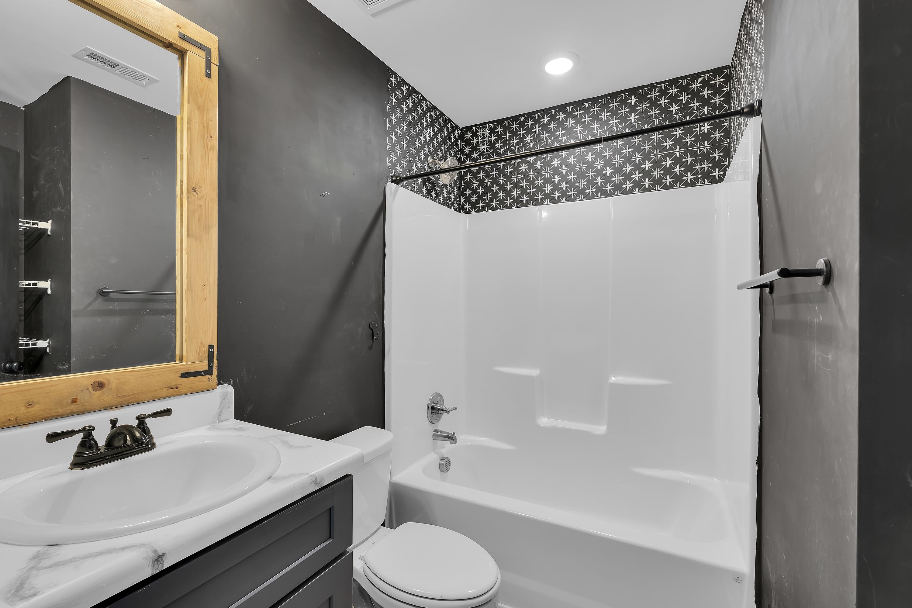 884 Hampton Road Lyman, SC 29365 - Photo 19 of 25