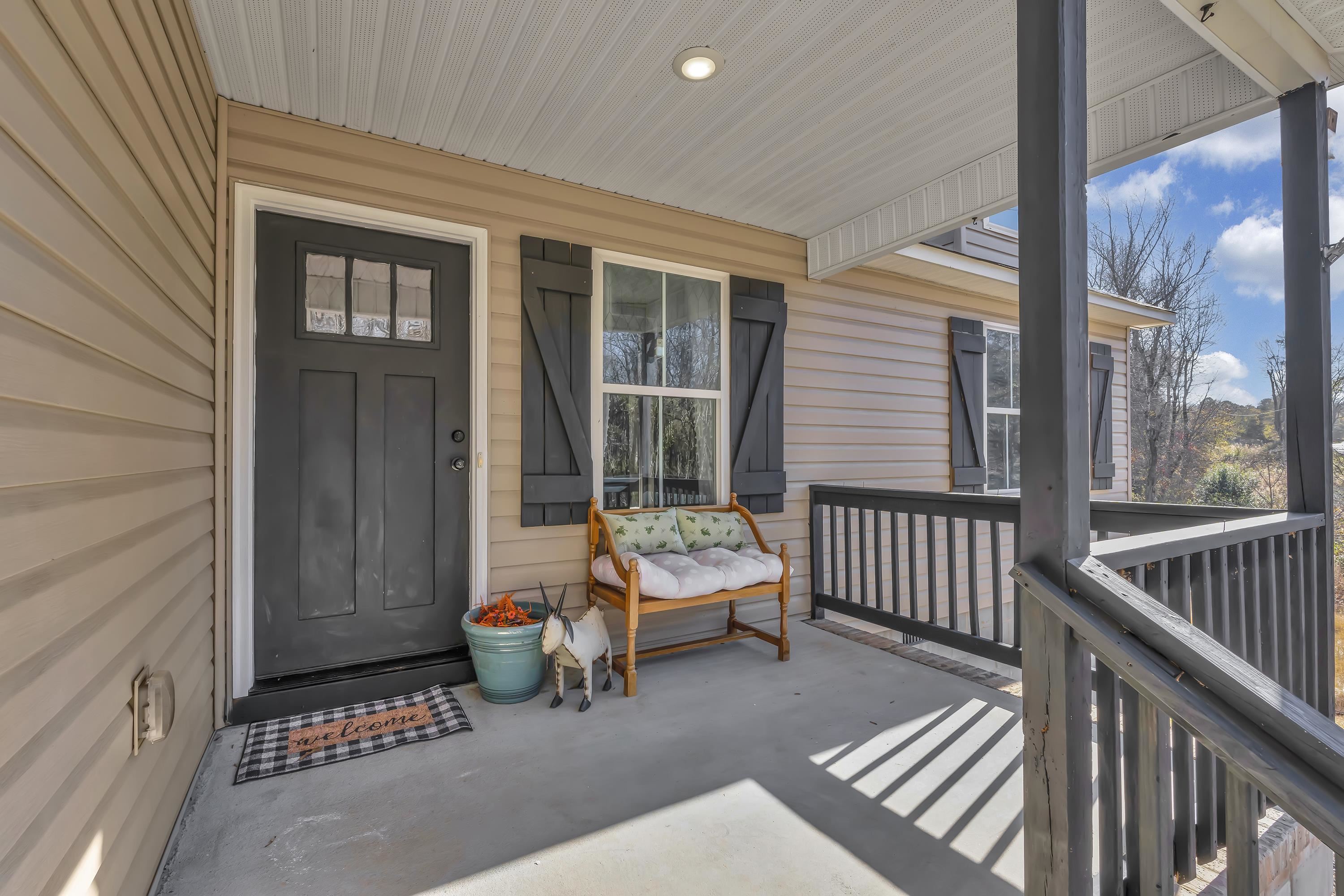 884 Hampton Road Lyman, SC 29365 - Photo 2 of 25