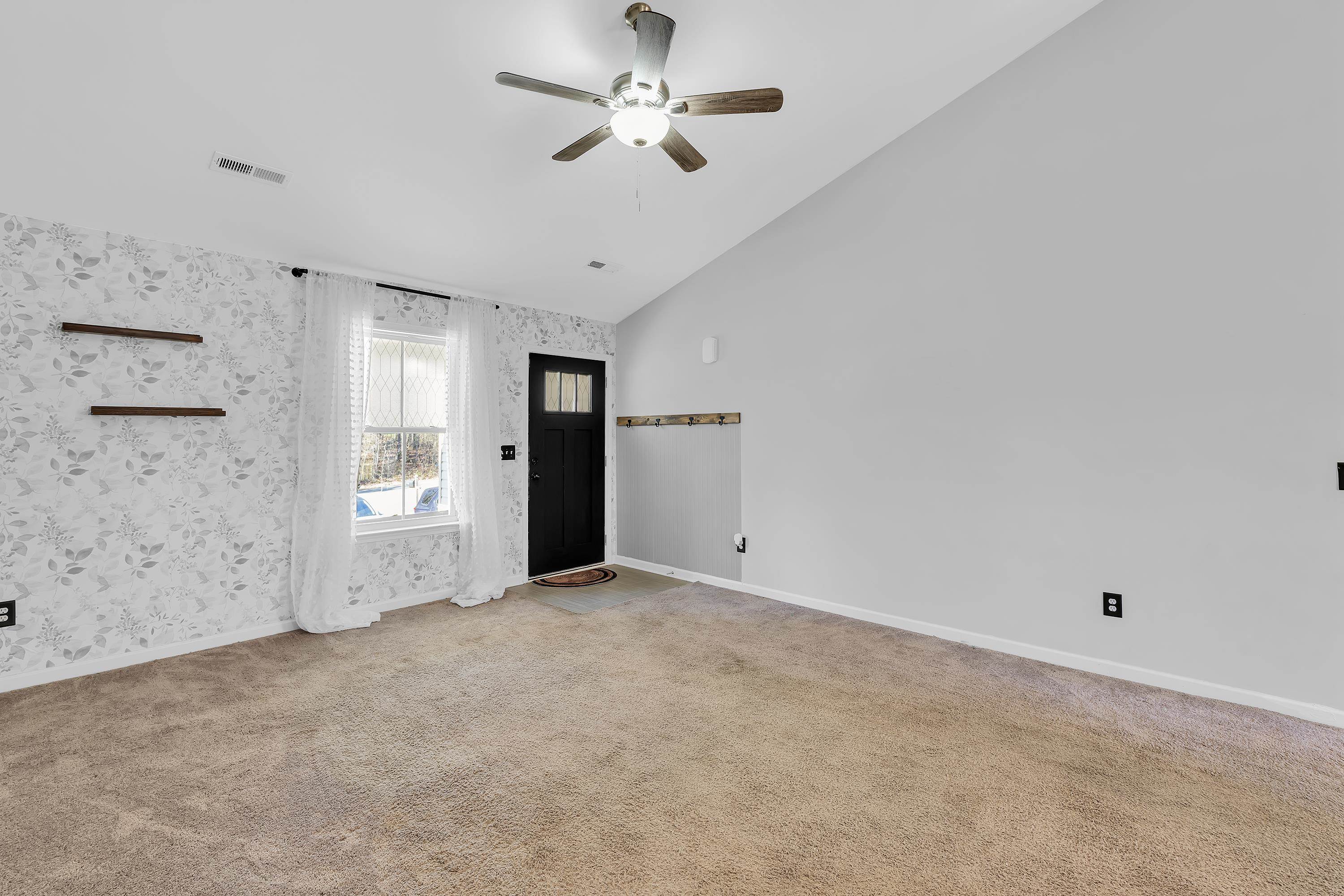 884 Hampton Road Lyman, SC 29365 - Photo 5 of 25