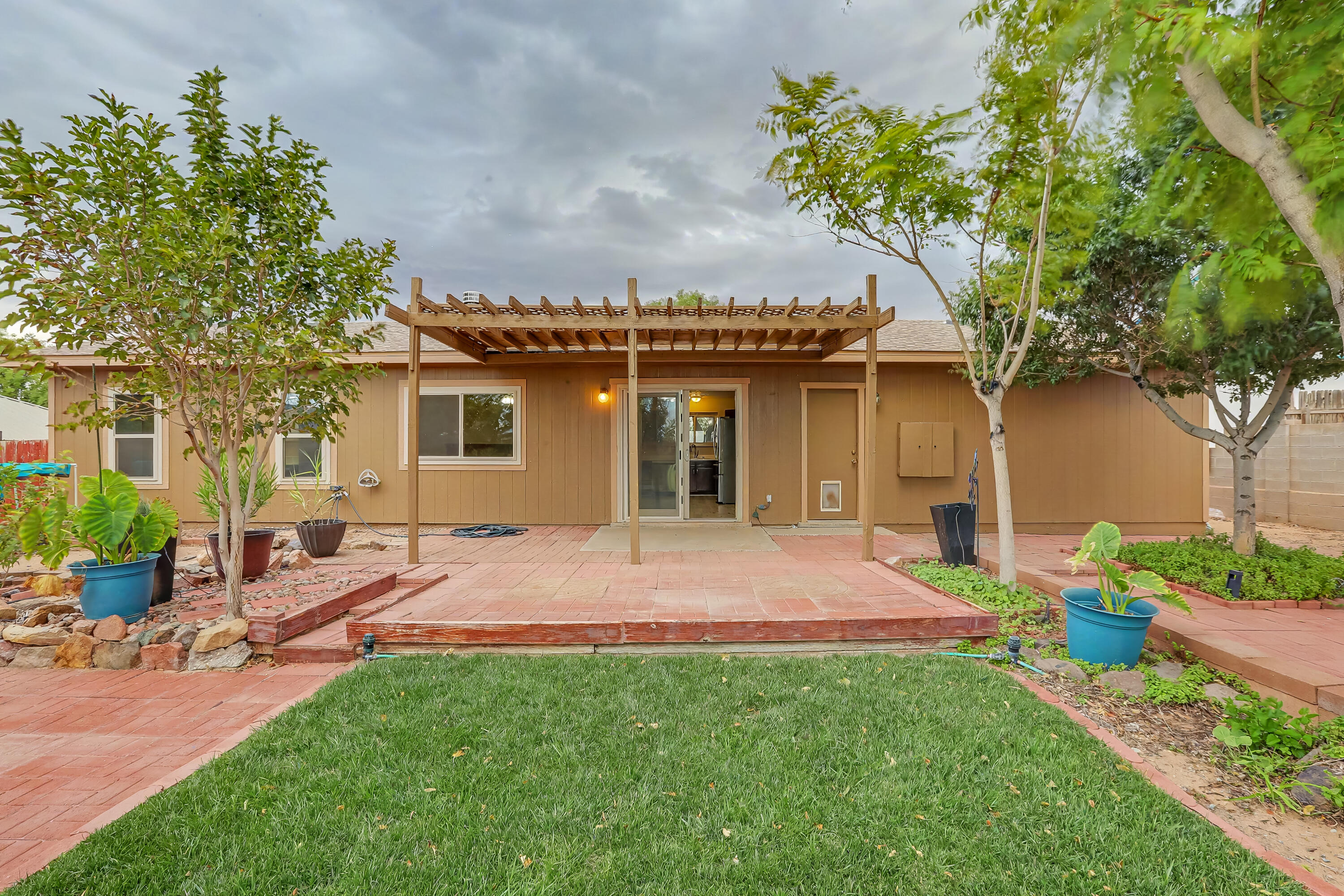 4076 Montreal Loop Northeast Rio Rancho, NM 87144 - Photo 37 of 44 Gallery Image 37