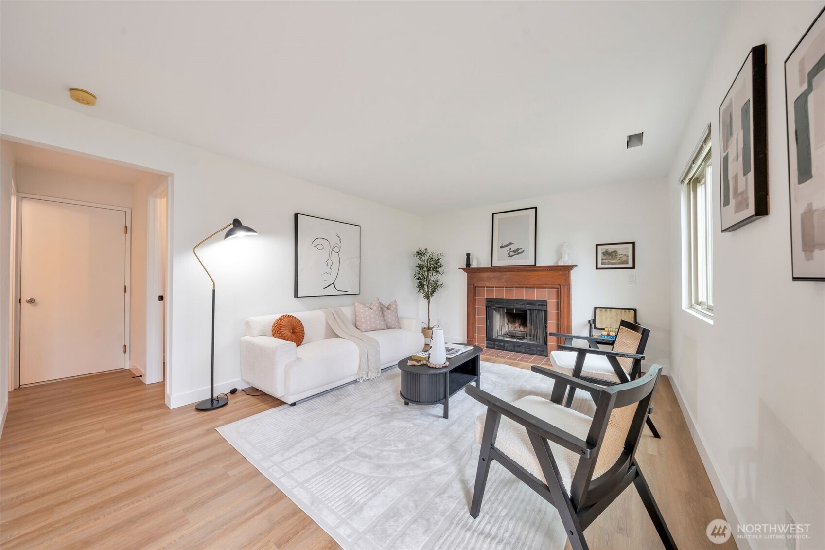 953 Field Avenue Northeast Renton, WA 98059 - Photo 11 of 25