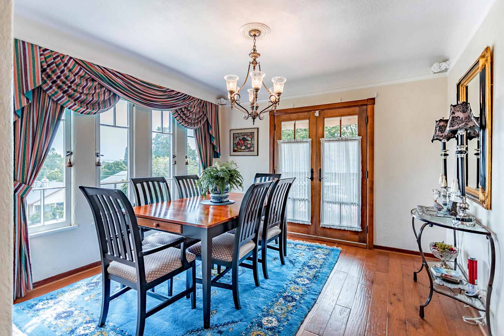 2196 Terrace Street Redding, CA 96001 - Photo 14 of 42 20 dining