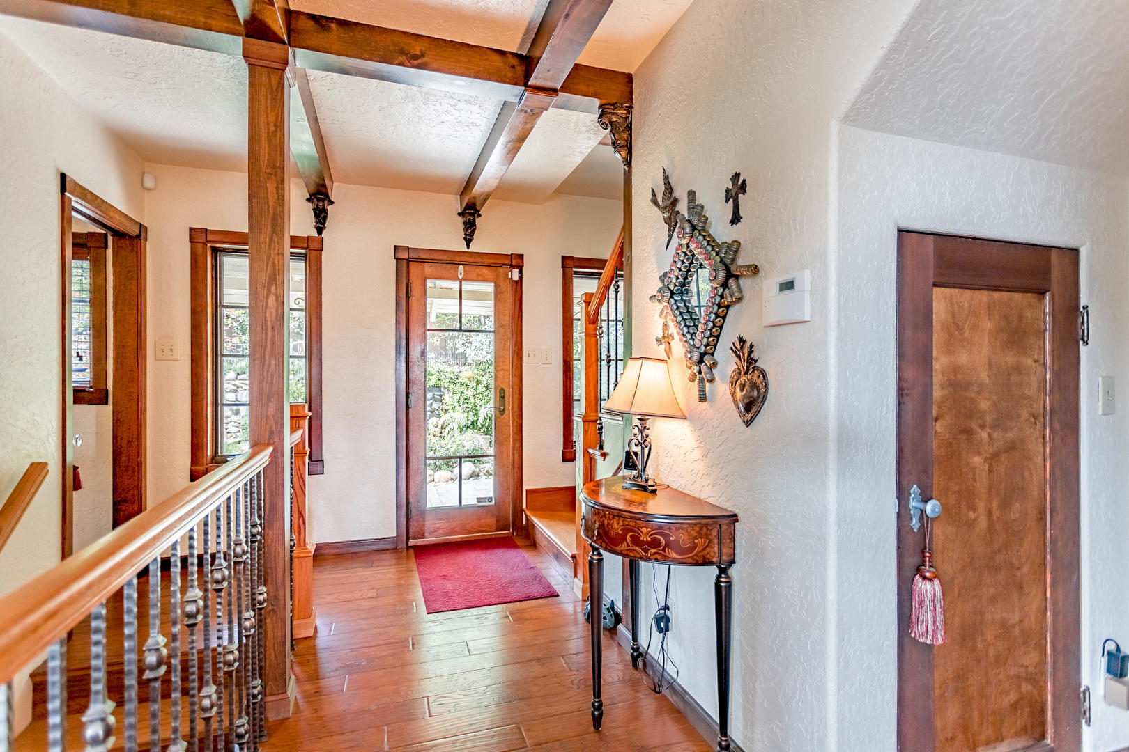 2196 Terrace Street Redding, CA 96001 - Photo 25 of 42 50 hall