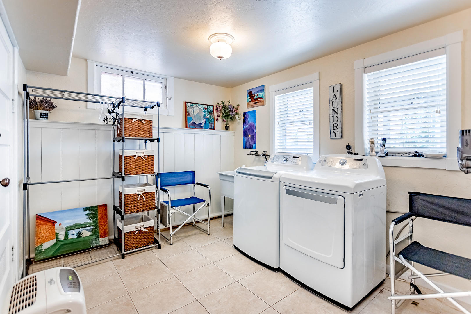 2196 Terrace Street Redding, CA 96001 - Photo 26 of 42 52 laundry