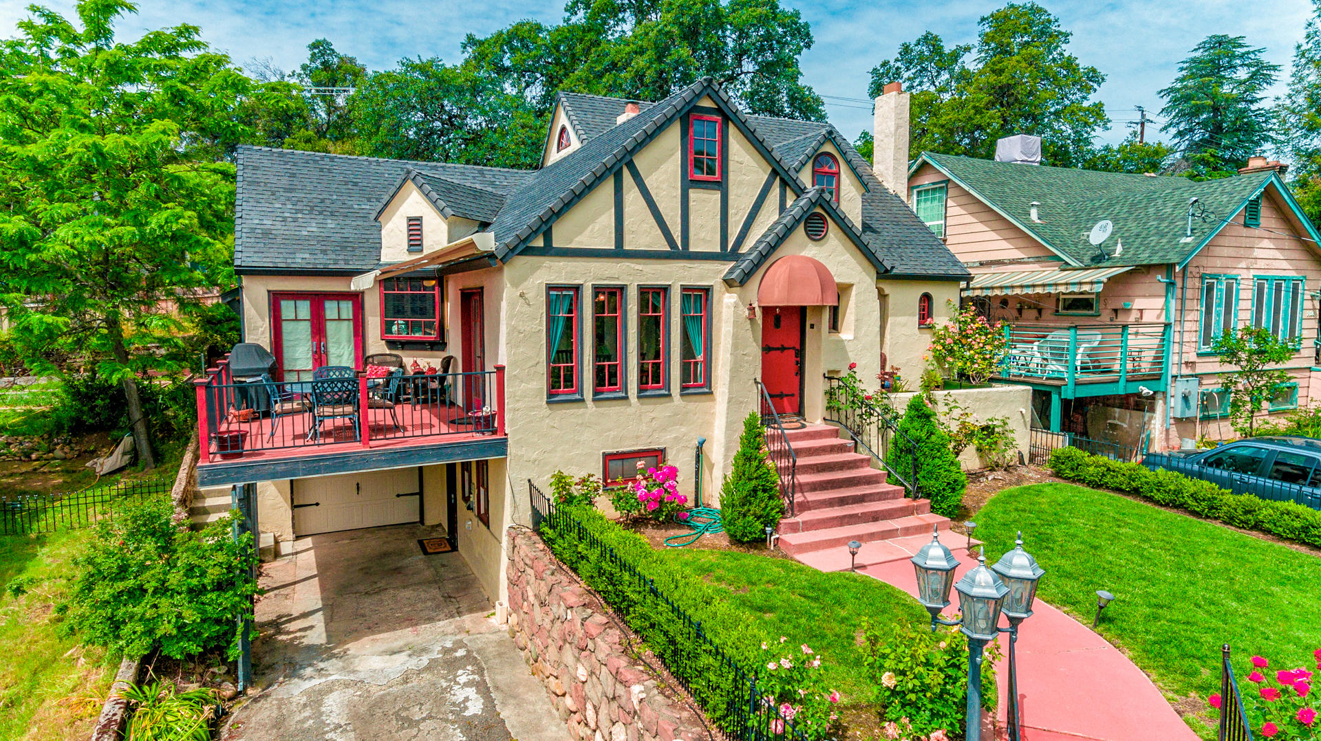 2196 Terrace Street Redding, CA 96001 - Photo 3 of 42 3 front 3