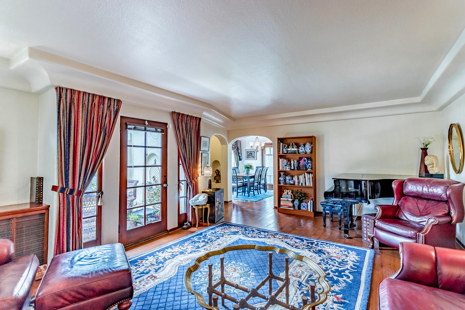 2196 Terrace Street Redding, CA 96001 - Photo 6 of 42 7 living