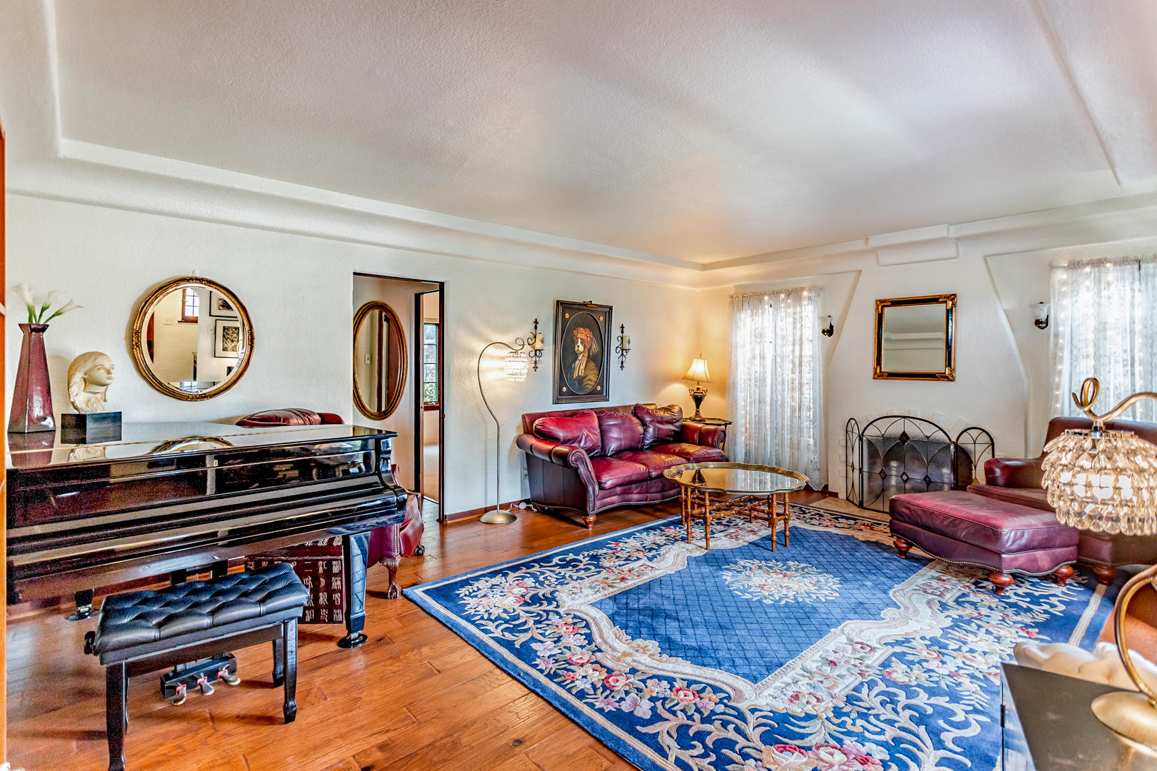 2196 Terrace Street Redding, CA 96001 - Photo 8 of 42 6 living