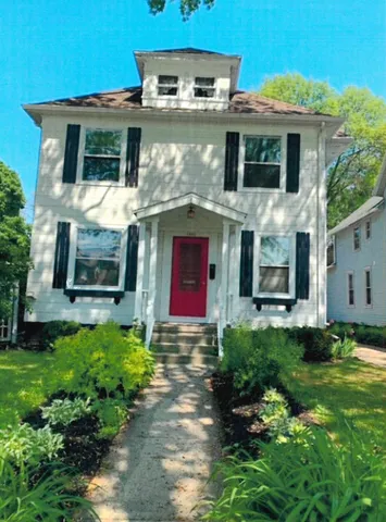 $294,500 | 1831 North 7th Street, Sheboygan, WI 53081