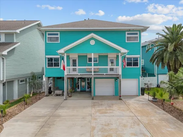 $927,000 | 1331 Edwards Drive, Dickinson, TX 77539